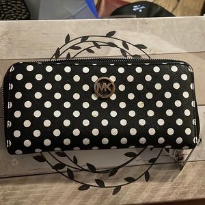 Michael Kors Wallet polka dot